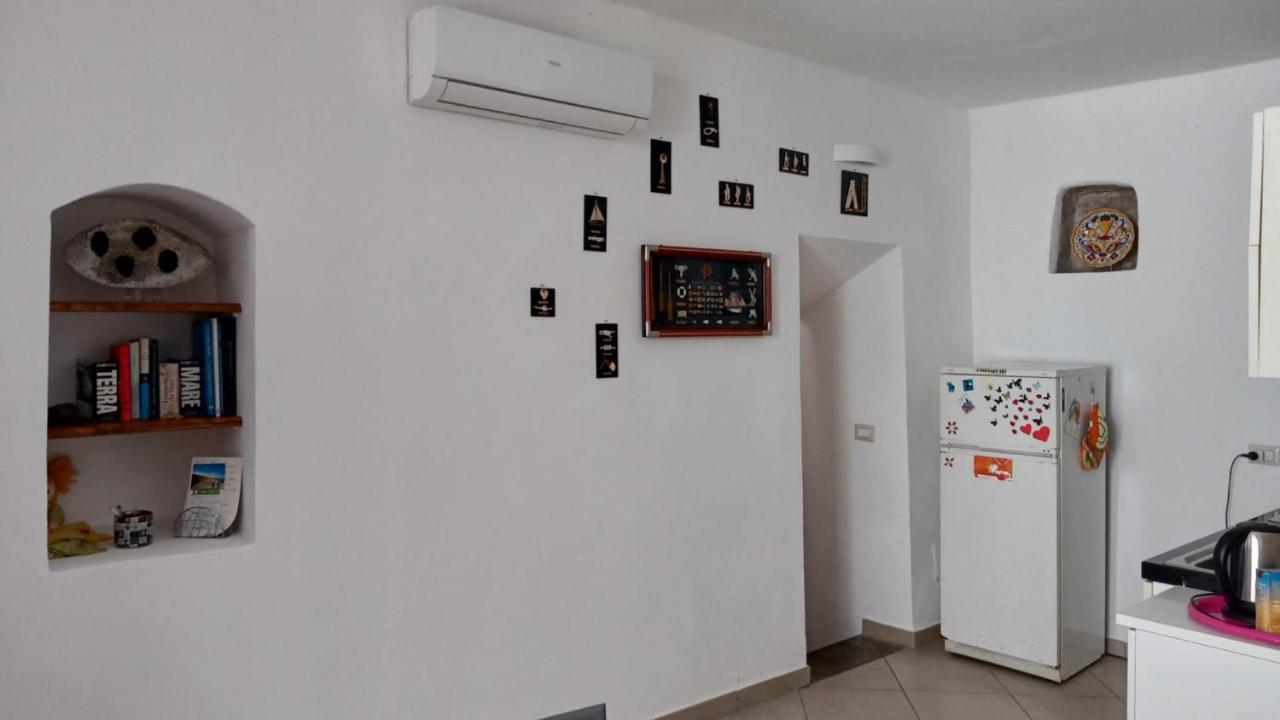 Casa Vacanza U Curtigghiu Λίπαρι Εξωτερικό φωτογραφία
