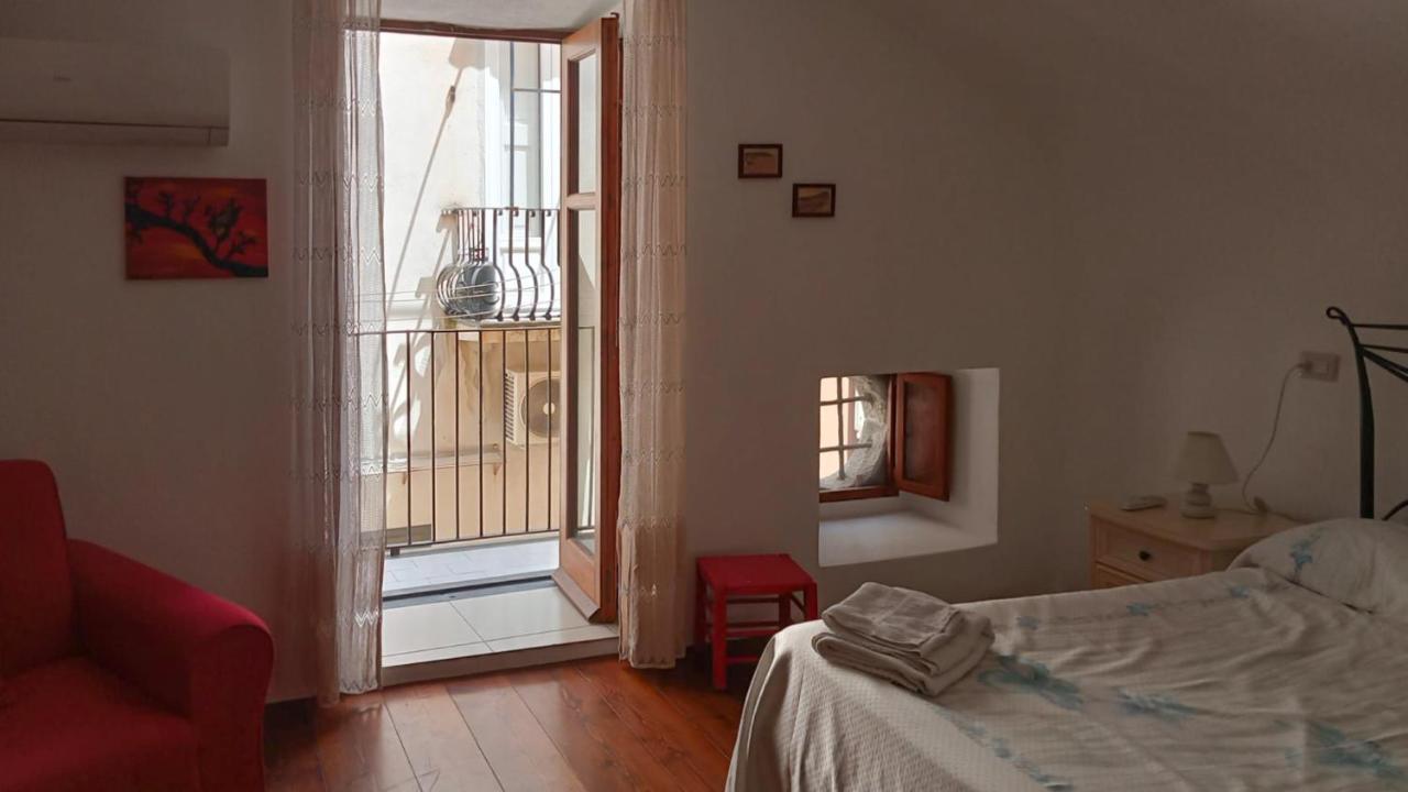 Casa Vacanza U Curtigghiu Λίπαρι Εξωτερικό φωτογραφία
